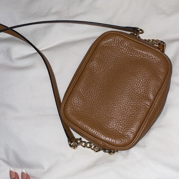 Michael kors brown crossbody - Picture 2 of 3